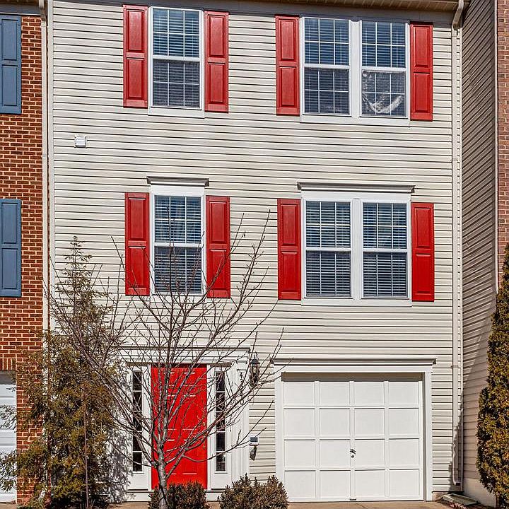 1st image of 43240 Brookford Sq