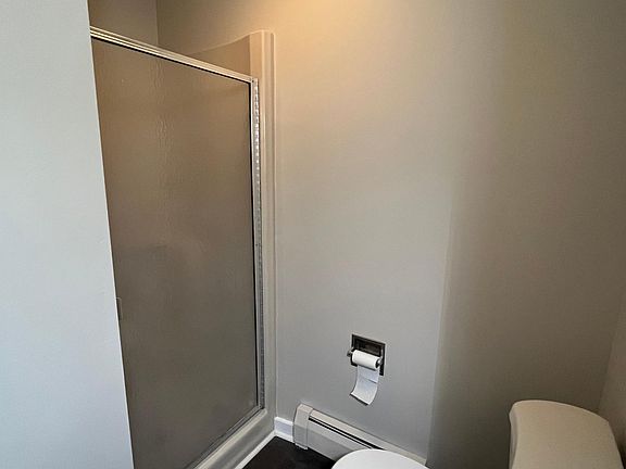 4th image of 18 Cambridge St #1
