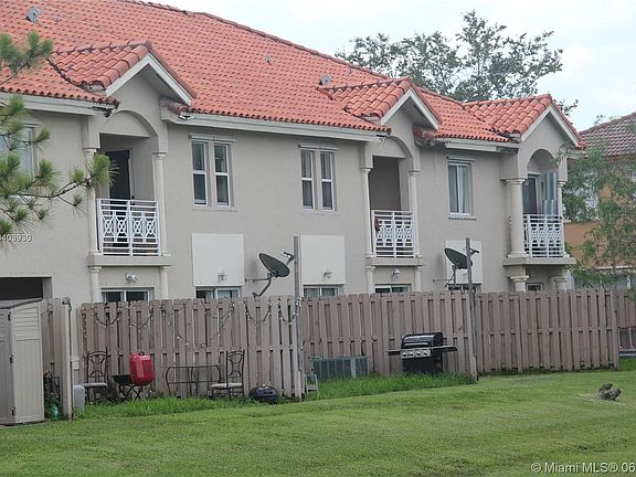 2nd image of 8804 NW 109th Pl Unit 404