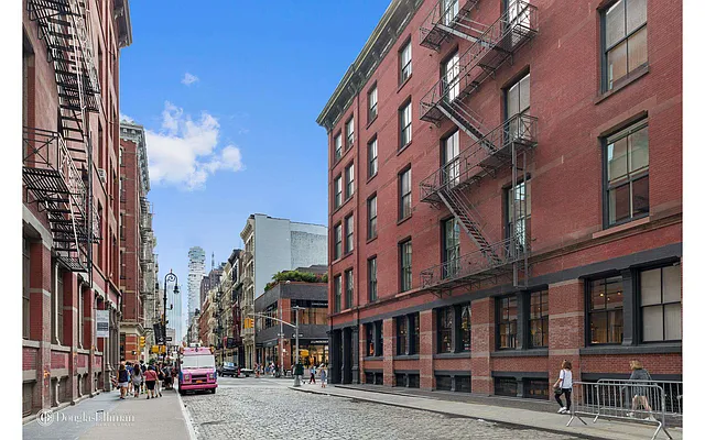 Sold by Douglas Elliman | media 36