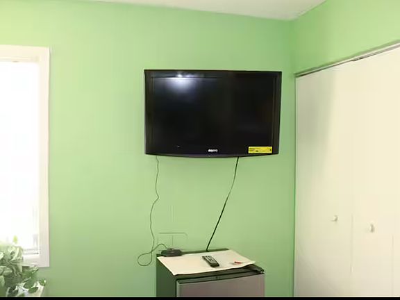 5th image of 5745 80th Ave N