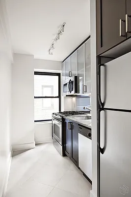 Rented by Halstead Real Estate | media 9