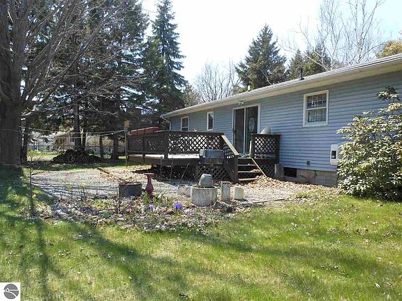 2nd image of 3828 Morningside Dr