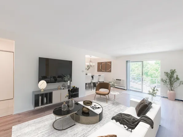 Oak Ridge Village Apartments