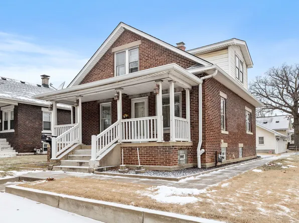 300 Theodore St, Crest Hill, IL 60403