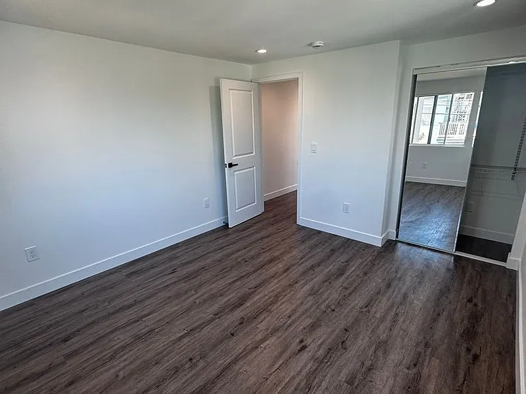 611 Silver Strand Blvd — Photo 49