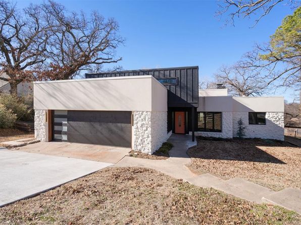 2009 Cedar Ridge Rd, Edmond, OK 73013