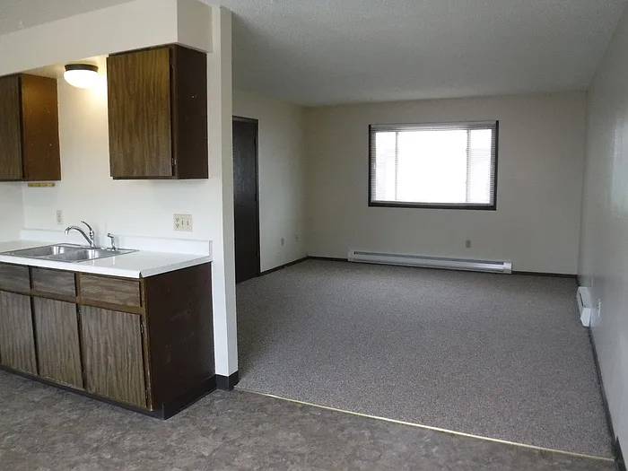 917 Pullman St #2 — Photo 5