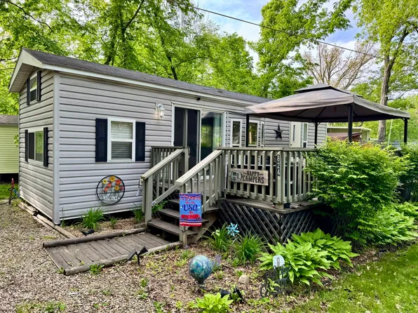 2795 E 28th Rd #824, Seneca, IL 61360