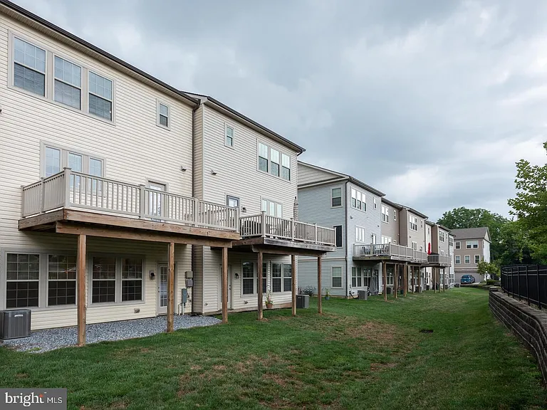 15 Eagle Ln — Photo 32