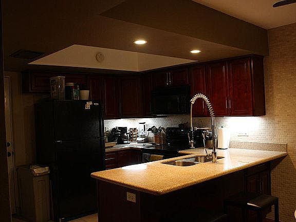1st image of 409 W La Jolla Dr