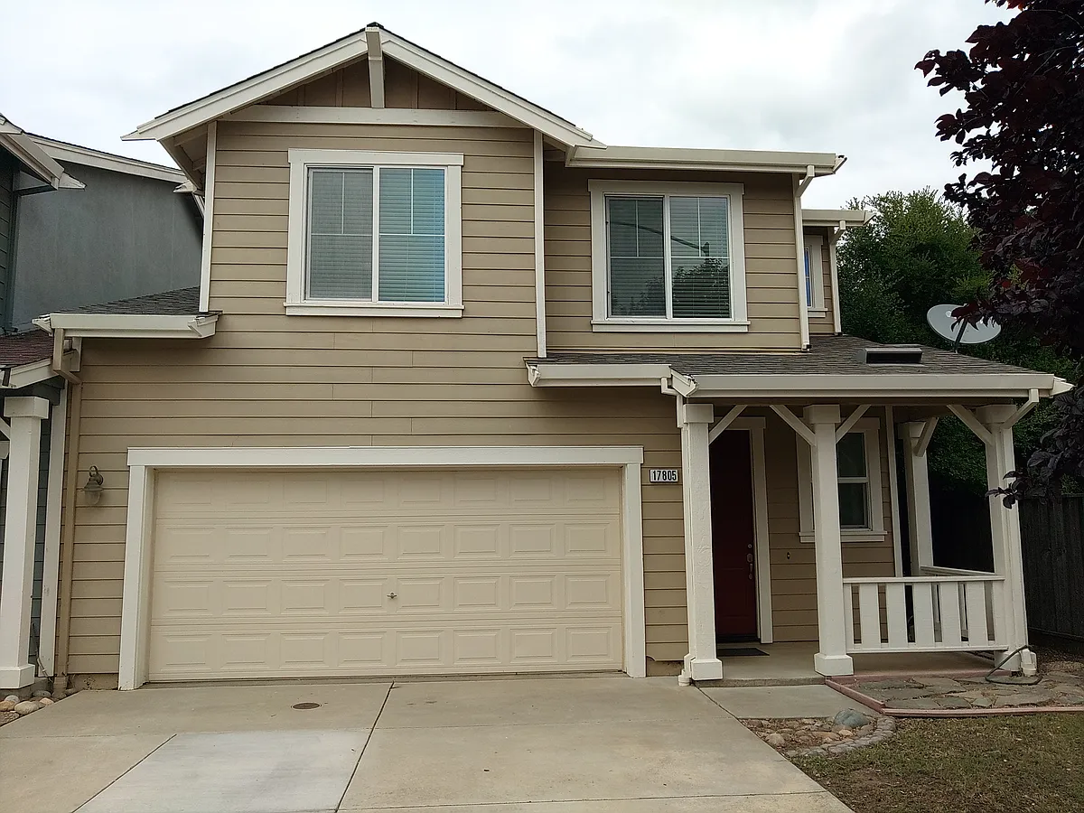 Building Photo - 17805 McLaughlin Ct