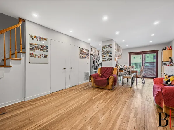 2063 East 71st Street image 10 of 24