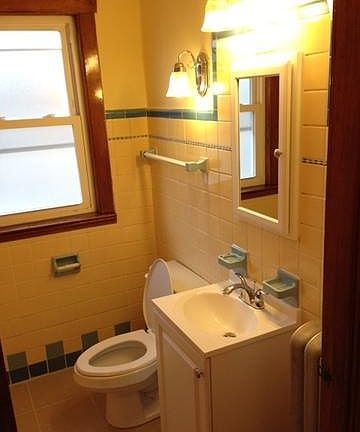4th image of 4958 W Newport Ave #3
