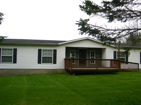 2456 Scott Rd, North Branch, MI 48461