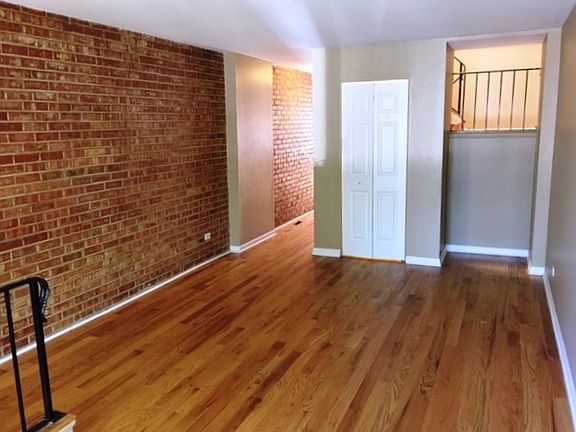 3rd image of 7441 N Ashland Ave