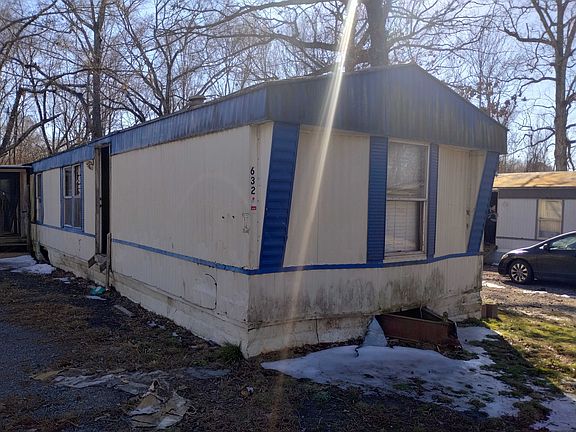 5th image of 4600 Rixey Rd #632