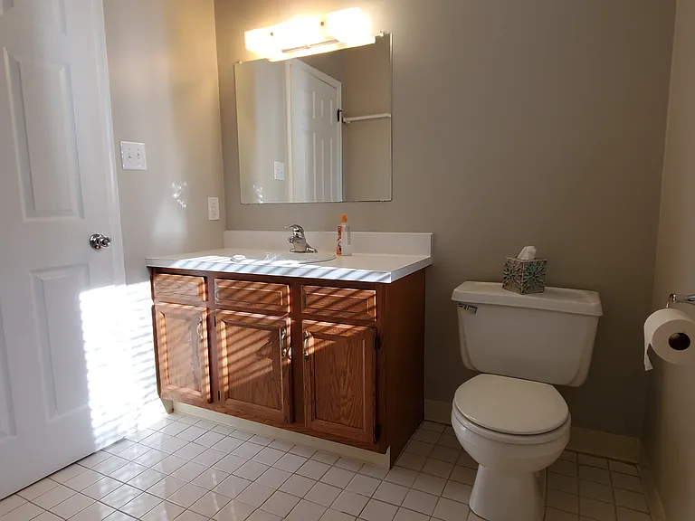 706 Darby Rd #3 — Photo 10