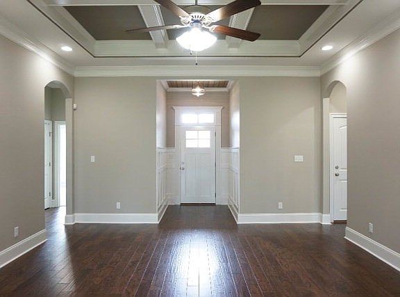 3rd image of 3490 Butler Woods Dr