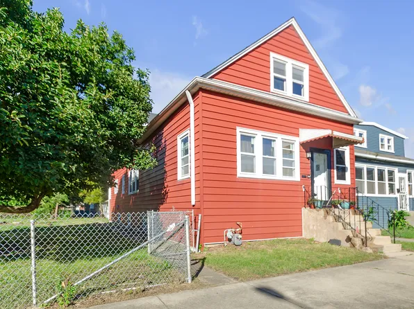 12426 S May St, Calumet Park, IL 60827