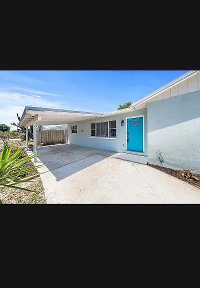 1454 Rosemary Dr — Photo 1