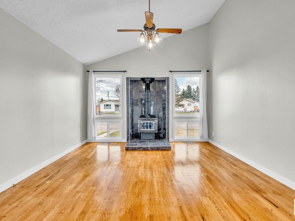 4623 44th Ave, Gibbons, AB T0A 1N1