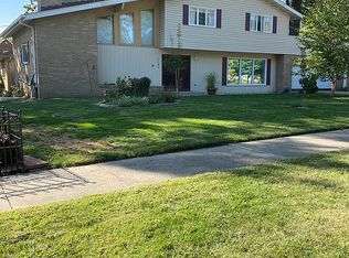 1295 S Lincoln Ave, Kankakee, IL 60901