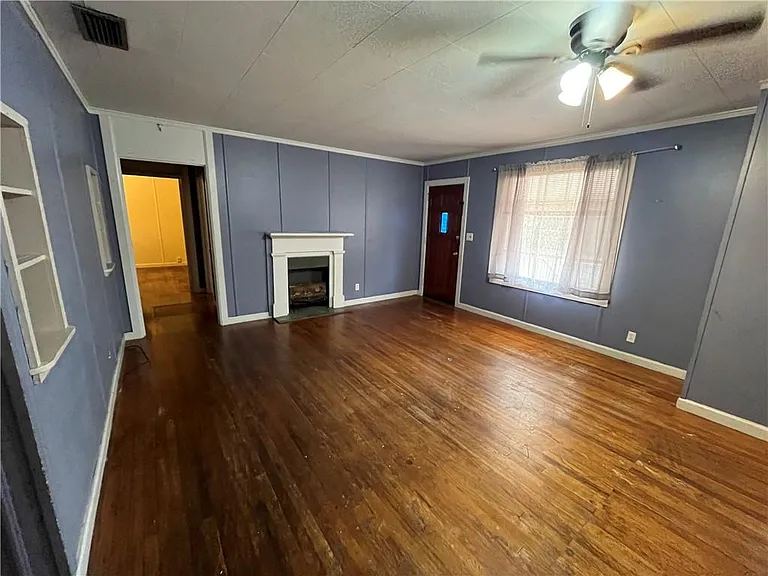 101 Grant St — Photo 2