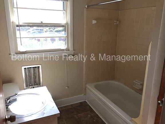2nd image of 3117 Girard Ct APT 5