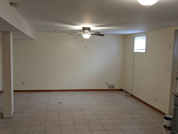 3rd image of 14 Georgetown Ln #B