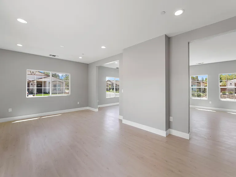 946 Irem Way — Photo 10