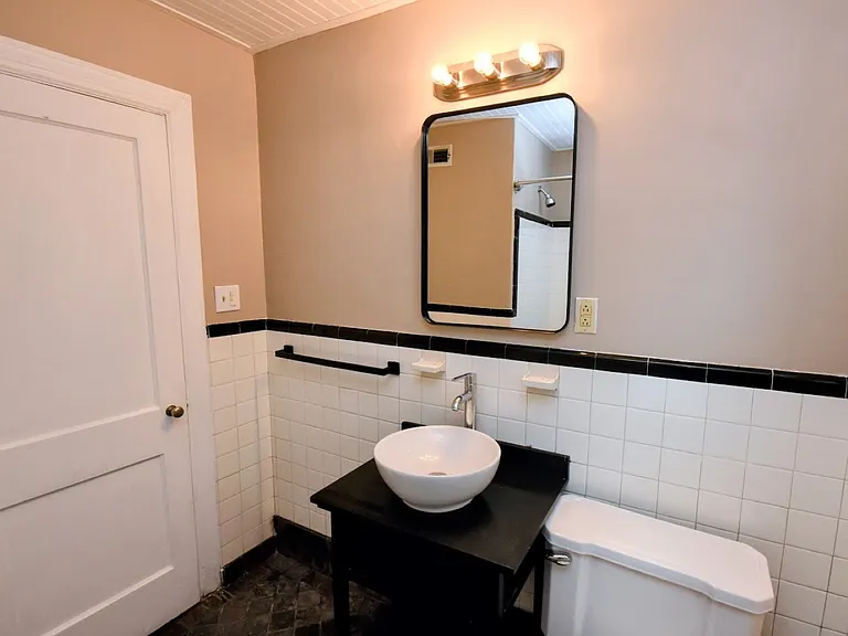 1330 Monterey Ave #1 — Photo 8