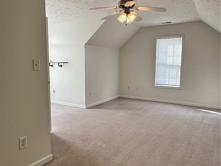 6541 Valley Falls Rd — Photo 14