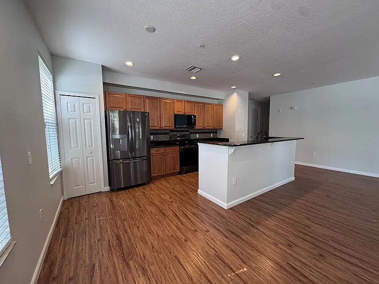 4249 Corrine Dr #104 — Photo 20
