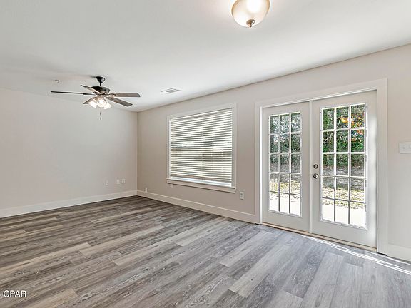 3rd image of 105 Swaying Pine Ct