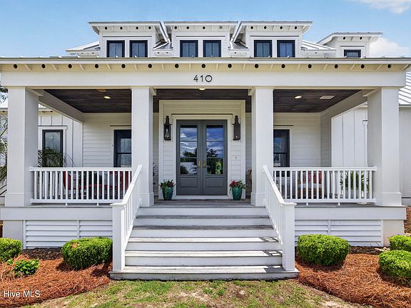 3rd image of 410 Sunrise Court