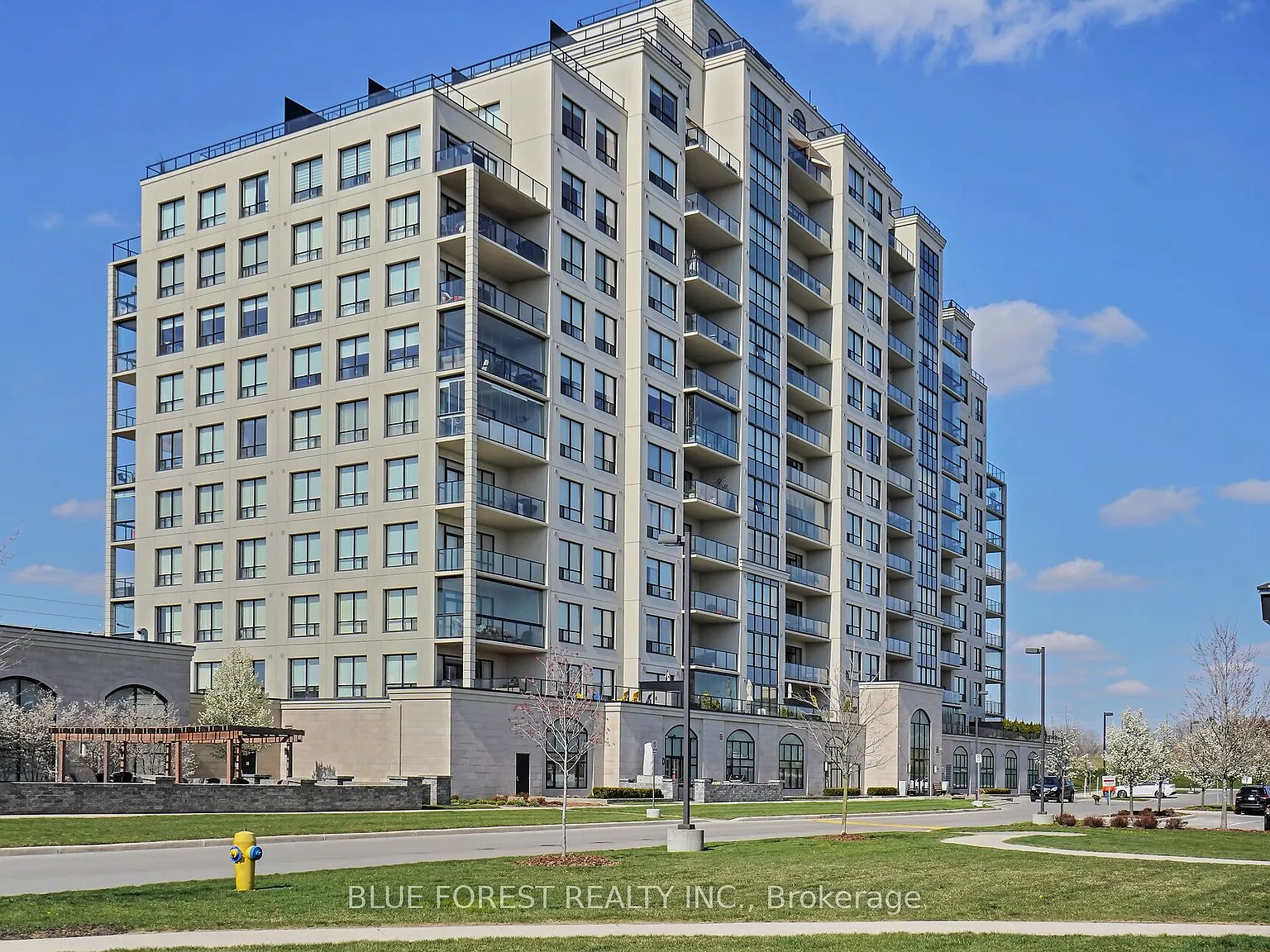 2 bed, $2,350 — Photo 2