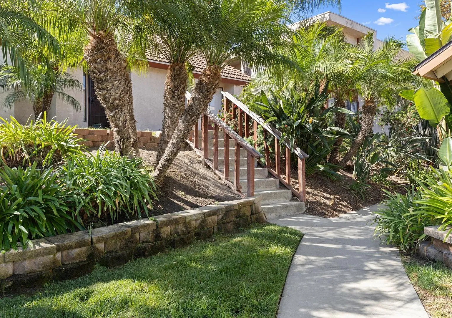 Newly Remodeled Oceanside Condo! — Photo 3