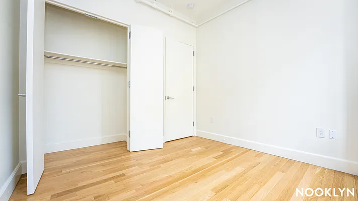 Rented by Nooklyn NYC LLC | media 11