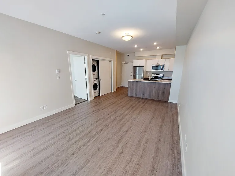 1950 Watkiss Way #201 — Photo 13