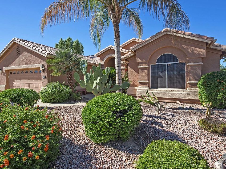 2nd image of 15508 W Amelia Dr