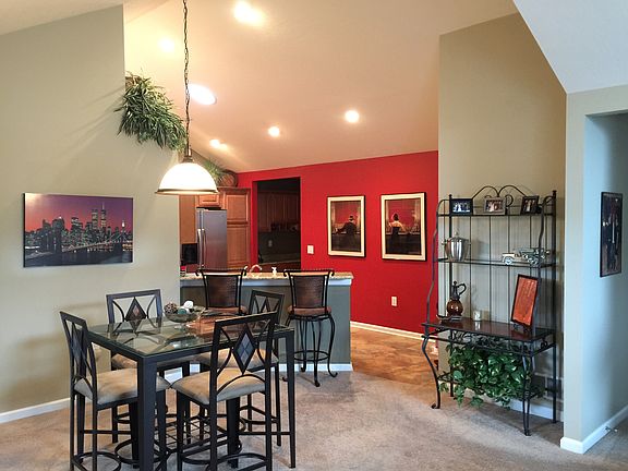 4th image of 9743 Eagle Ln