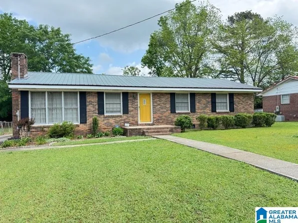 114 Woodland Dr, Talladega, AL 35160