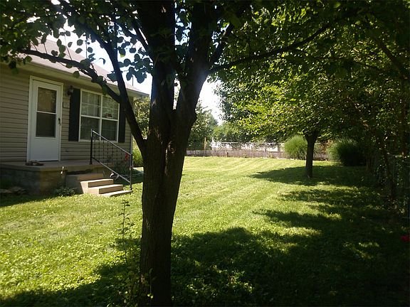 2nd image of 111 Wolfe St