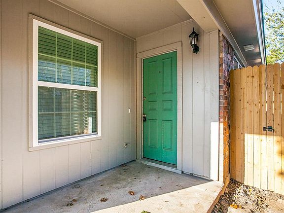 4th image of 1209 Wakefield Dr