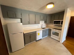 224 Main St #4A, Woburn, MA 01801