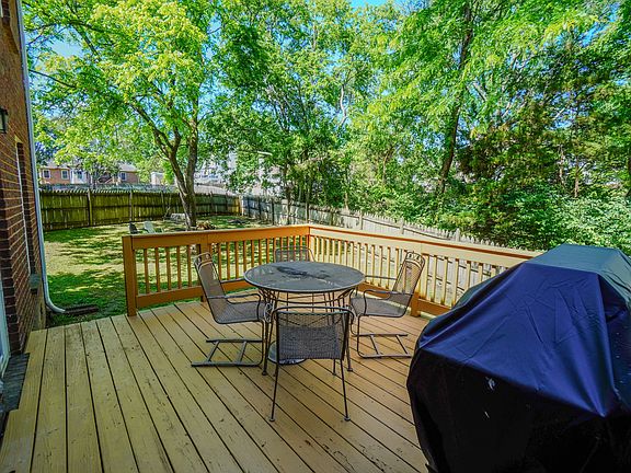 5th image of 102 Koleberg Ct