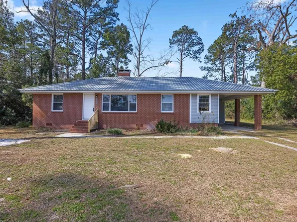 2002 Jerry Jones Dr, Valdosta, GA 31602