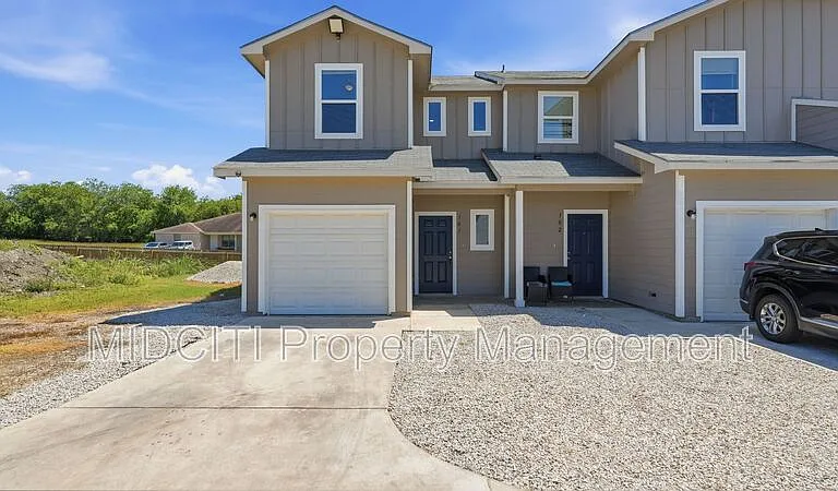 7210 John Palmer Dr #101 — Photo 1