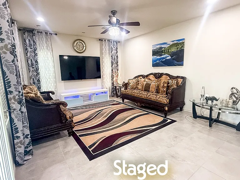 1829 W Spur Dr — Photo 8